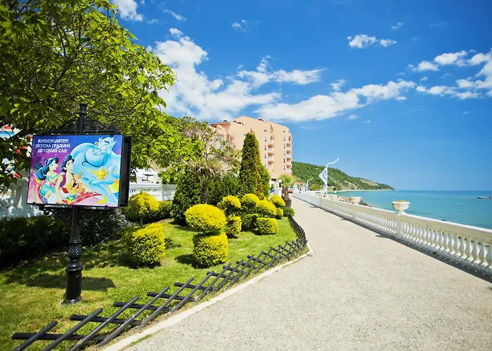 Royal Bay 酒店 埃勒尼特