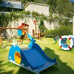 Hotel Royal Bay 4*