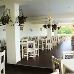 Royal Bay Hotel