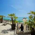 Royal Bay Hotel Elenite
