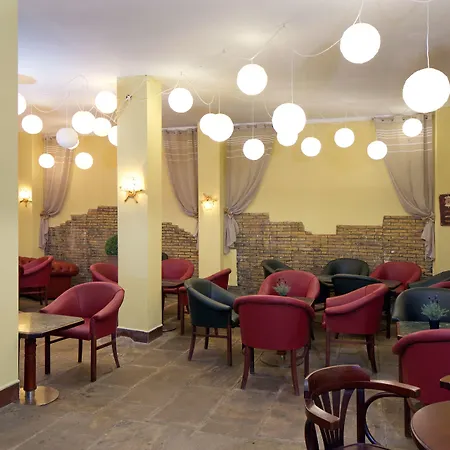 Royal Bay Hotell 4*