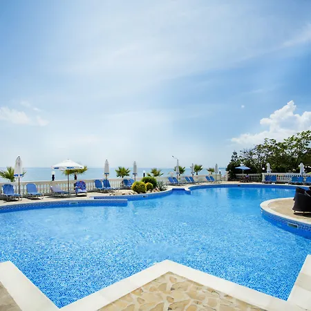 Royal Bay 4* النايت