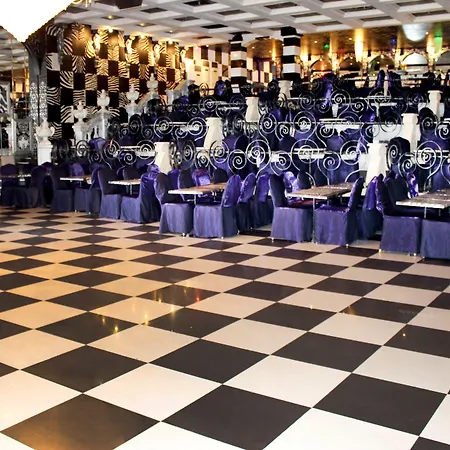 Royal Bay Hotell 4*