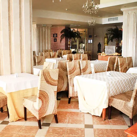 Royal Bay Hotell Elenite