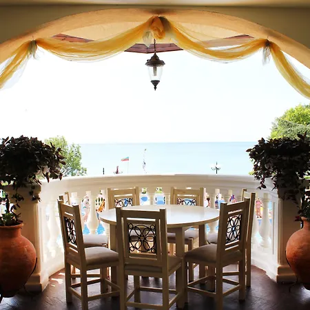 Hotell Royal Bay