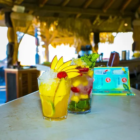 Royal Bay 4* النايت