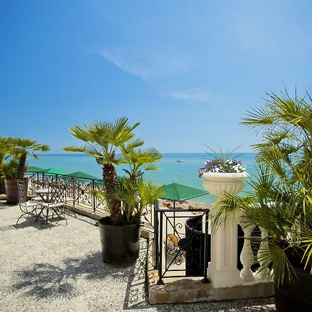 Royal Bay Hotell Elenite