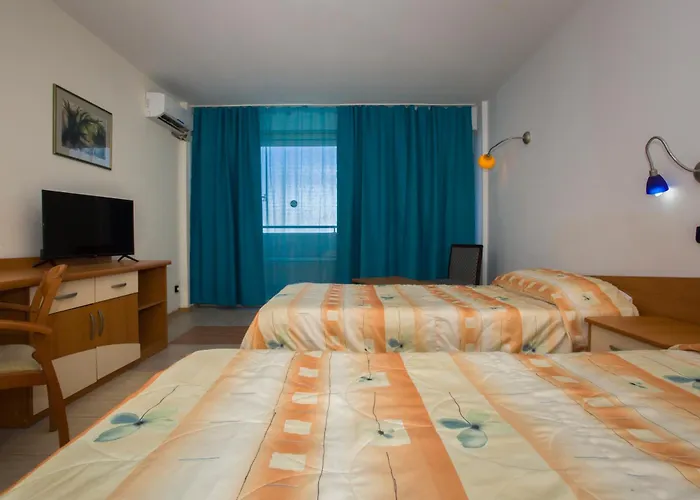 Royal Bay Отель 4*