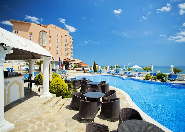 Royal Bay Отель 4*