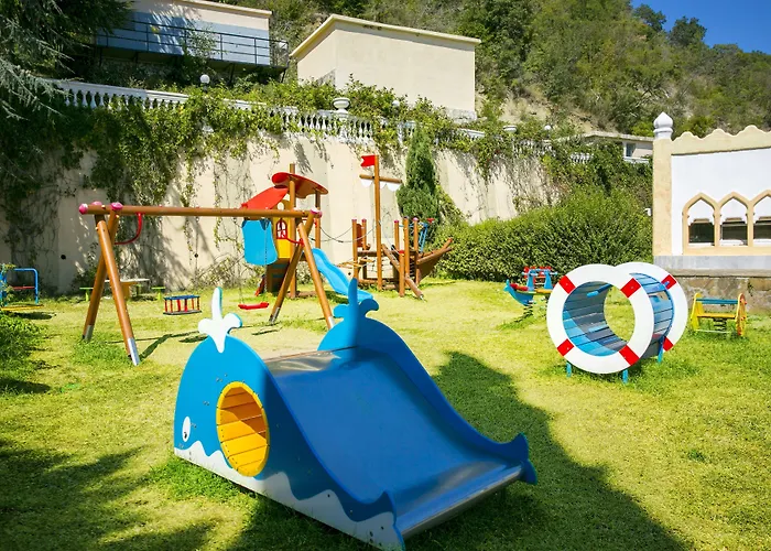 Отель Royal Bay 4*