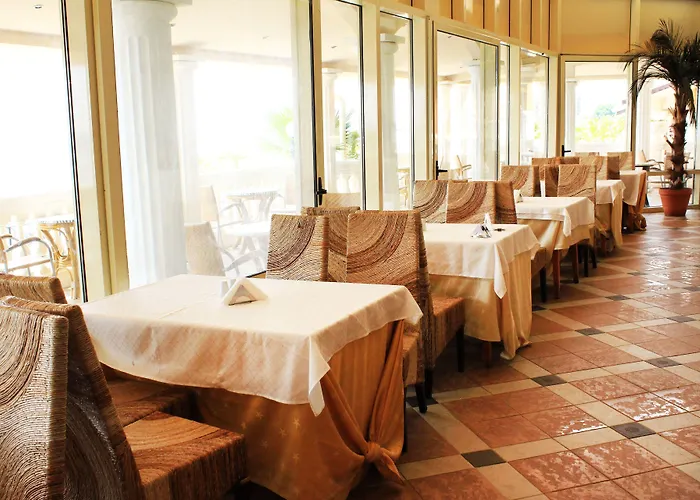 Royal Bay 4* Елените