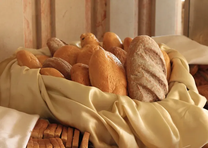 Отель Royal Bay 4*