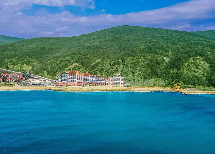 Отель Royal Bay